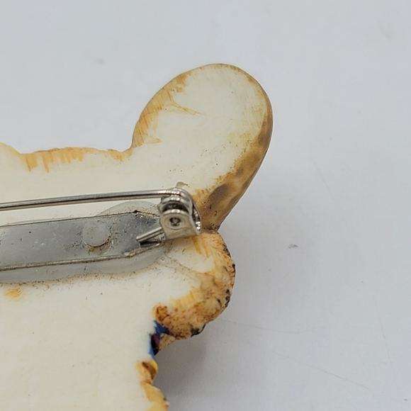 Resin Tennis Playing Teddy Bear Brooch Pin Vintage - Picture 8 of 10